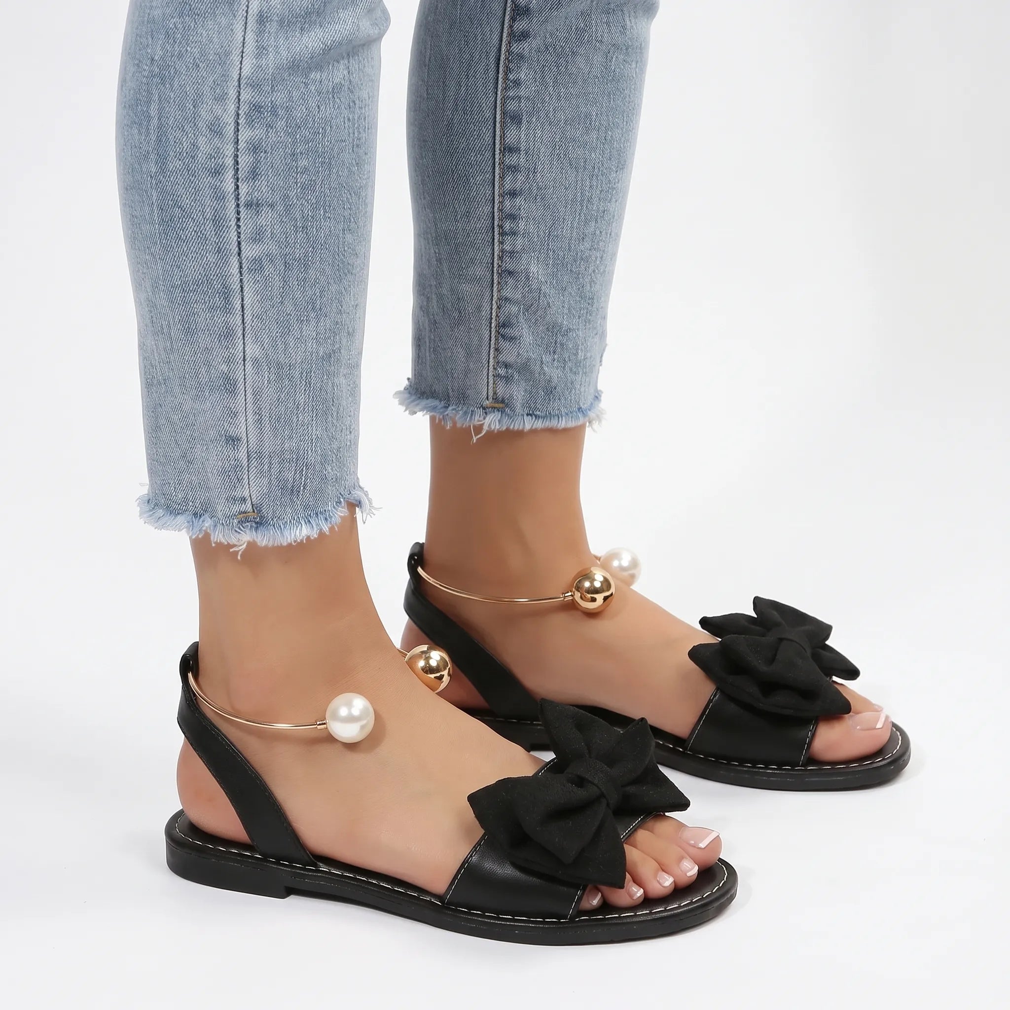 BowFlats - Flat Summer Sandals With Bow 