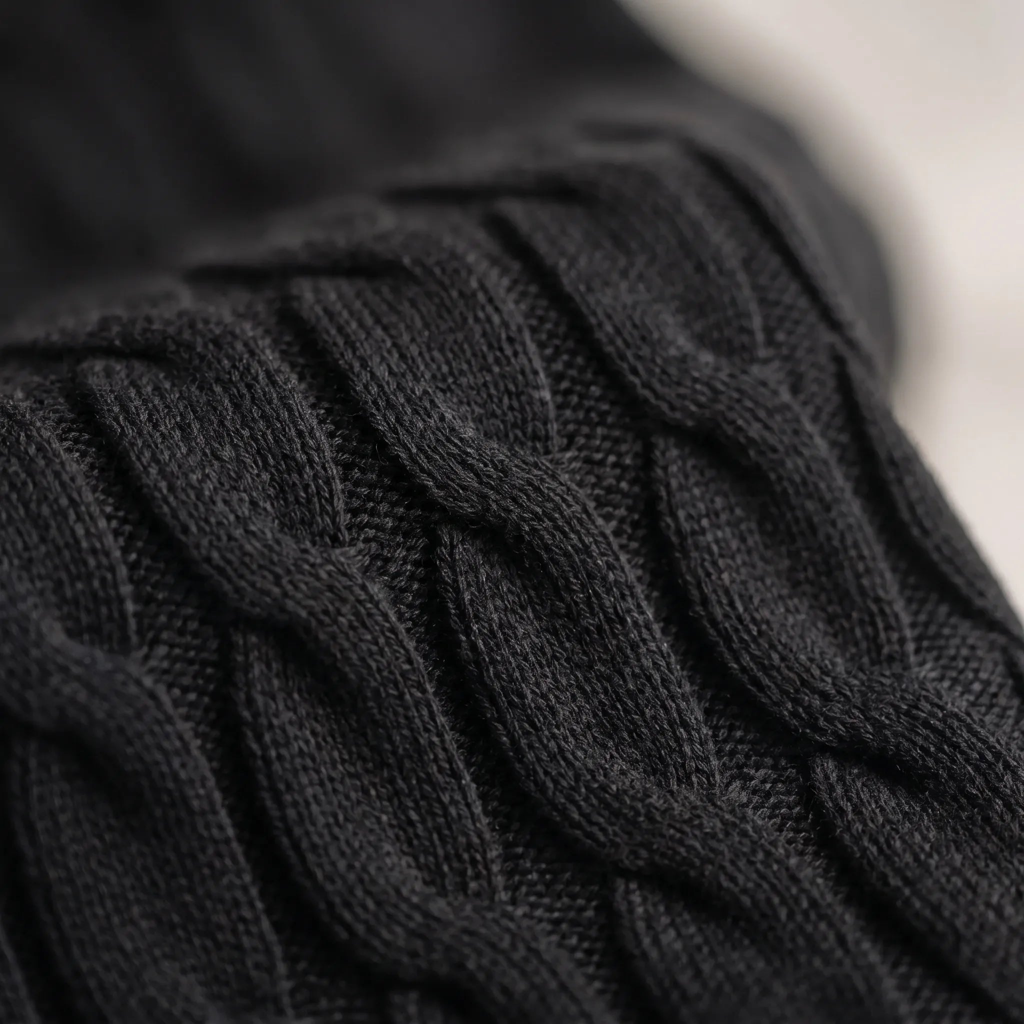 Cabelon - Cable-Knit Short-Sleeved Henley Shirt 
