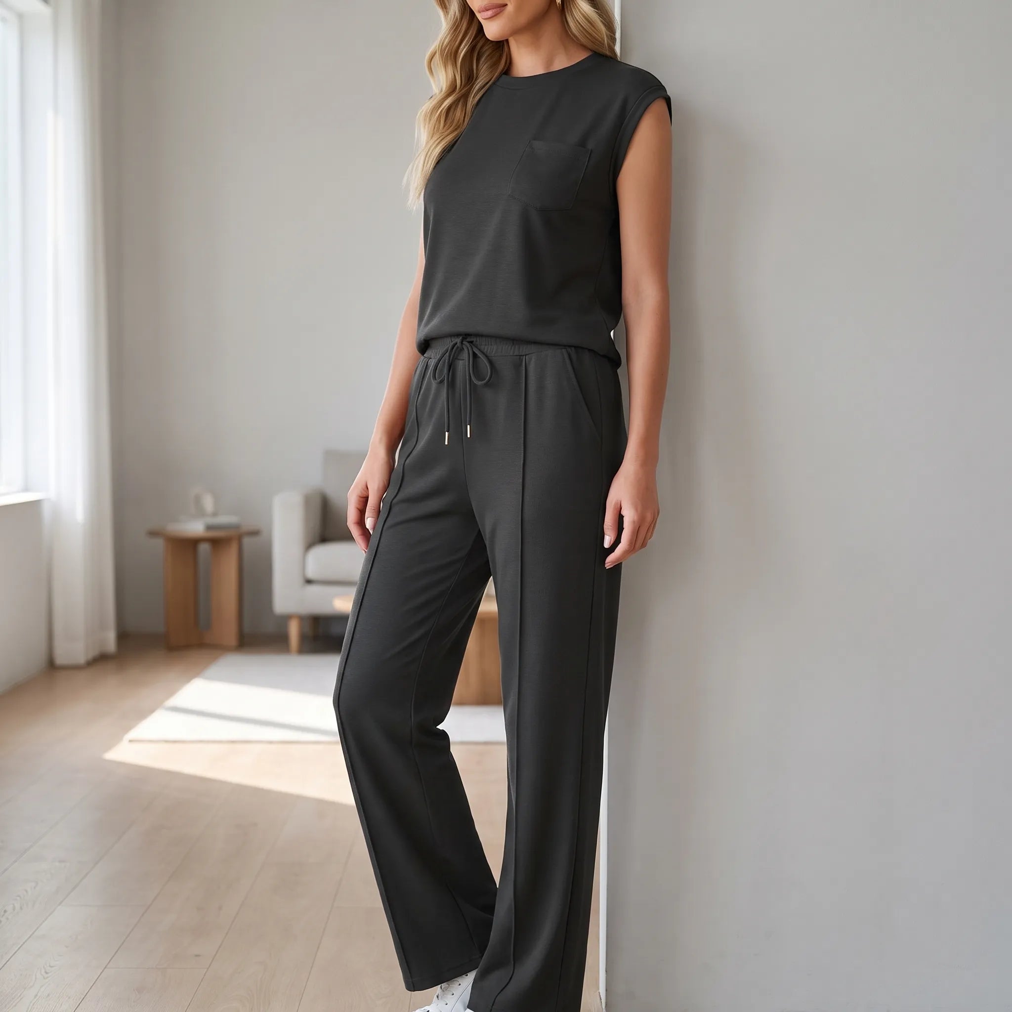 Comfylux - Relaxed Two-Piece Loungewear Set 