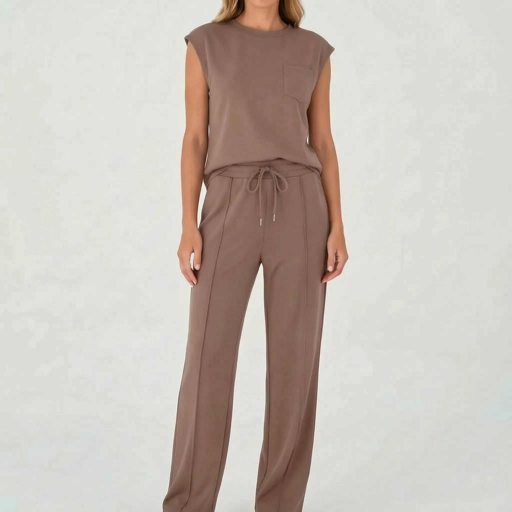 Comfylux - Relaxed Two-Piece Loungewear Set 