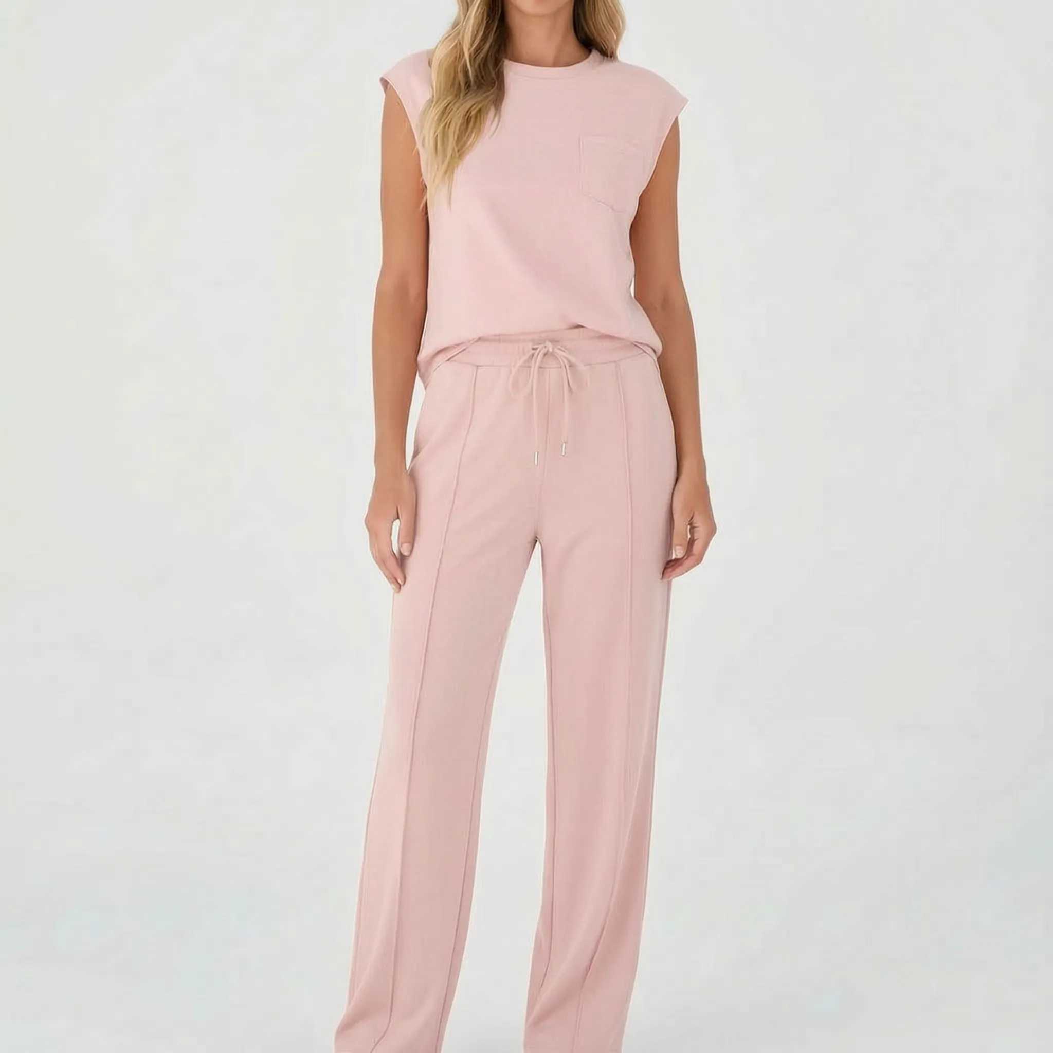 Loungera - Casual Two-Piece Lounge Co-Ord  Loungera