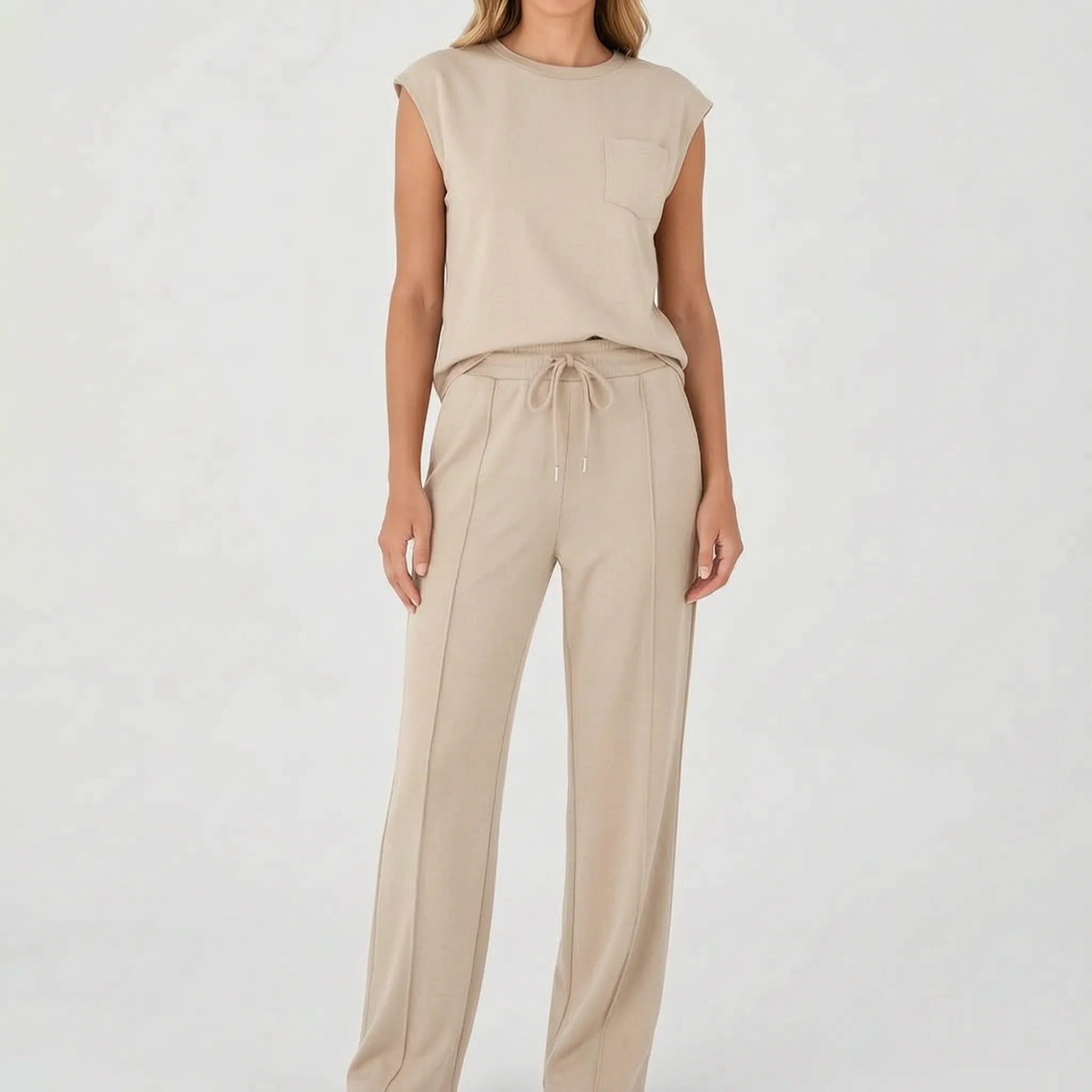 Loungera - Casual Two-Piece Lounge Co-Ord  Loungera