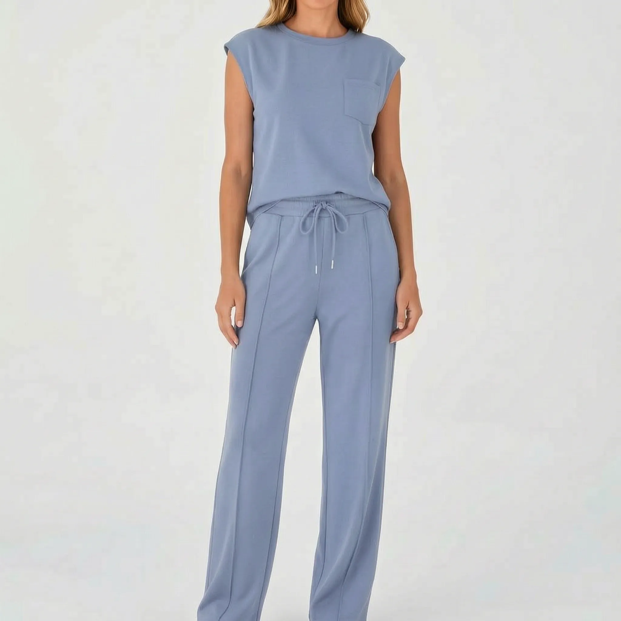 Loungera - Casual Two-Piece Lounge Co-Ord  Loungera